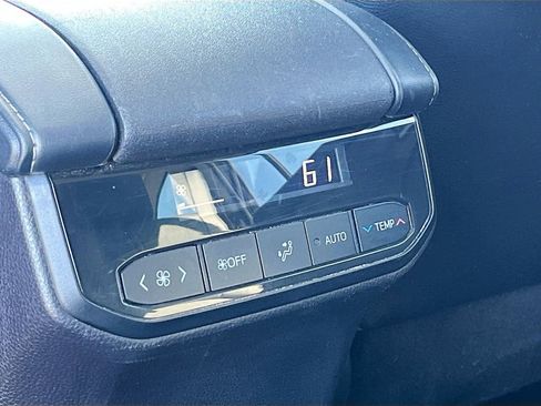 Used 2022 Toyota Highlander Limited AWD/4WD image 25