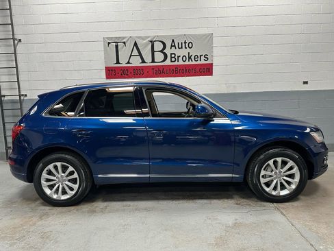 Used 2013 Audi Q5 2.0T Premium w/ Convenience Pkg image 2