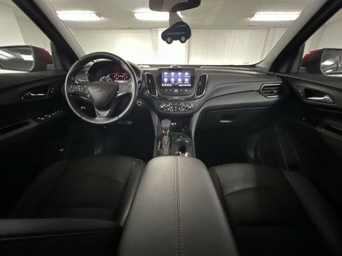 Used 2022 Chevrolet Equinox RS w/ RS Leather Package AWD/4WD image 20