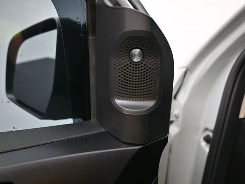 Used 2022 Ford Ranger Lariat w/ Equipment Group 501A High image 13