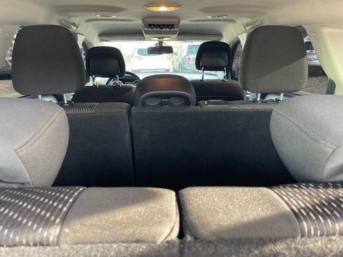 Used 2020 Dodge Journey SE w/ SE Popular Equipment Group FWD image 29