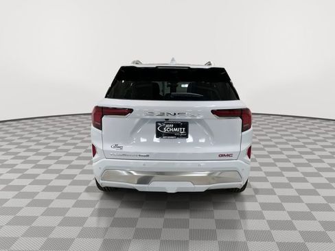 New 2026 GMC Terrain Denali w/ LPO, Floor Liner Package image 9