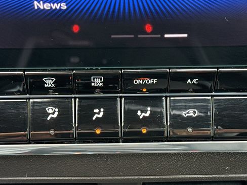 Certified 2023 Chevrolet Colorado Trail Boss w/ LPO, Dark Essentials Package image 39