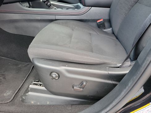 Used 2025 Dodge Durango GT image 5