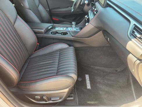 Used 2025 Genesis G70 3.3T Advanced RWD image 14