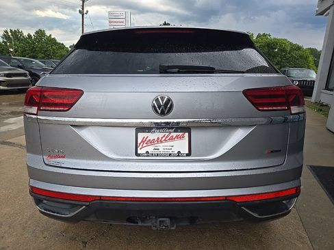 Used 2022 Volkswagen Atlas Cross Sport SE AWD/4WD image 10