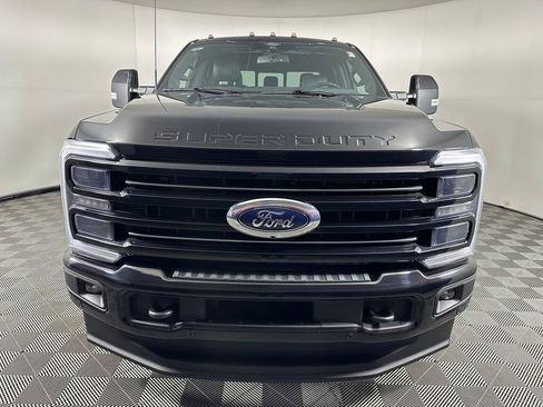 Used 2026 Ford F250 Platinum AWD/4WD image 8