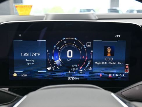 New 2025 Chevrolet Suburban Premier image 30