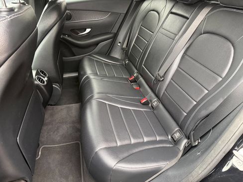 Used 2016 Mercedes-Benz GLC 300 w/ Premium Package image 4