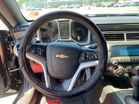 Used 2013 Chevrolet Camaro LS RWD image 18