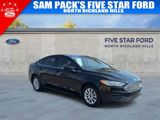 Used 2017 Ford Fusion S image 2