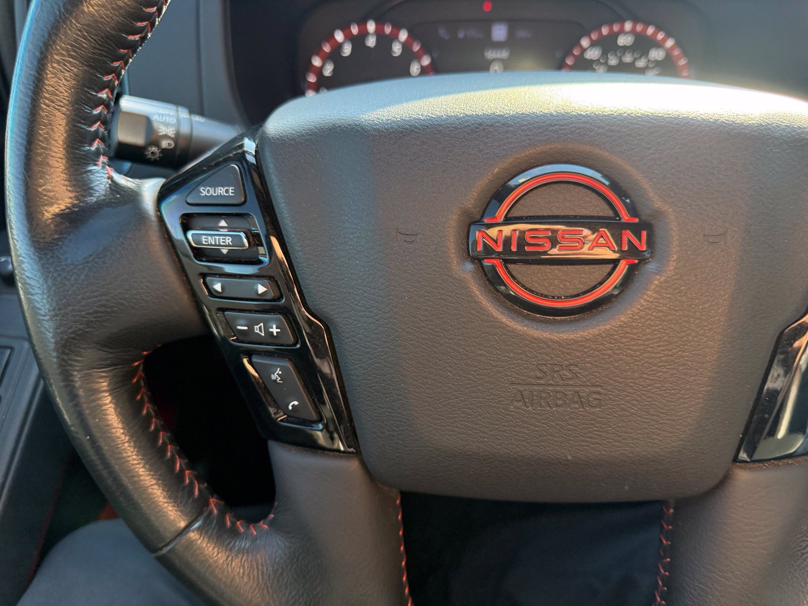 Certified 2023 Nissan Frontier PRO-4X w/ Pro-4X Premium Package AWD/4WD image 17