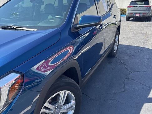 Used 2020 GMC Terrain SLE w/ LPO, Cargo Package image 2