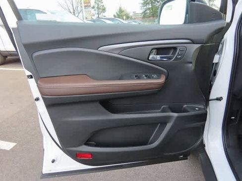 New 2025 Honda Ridgeline RTL image 14