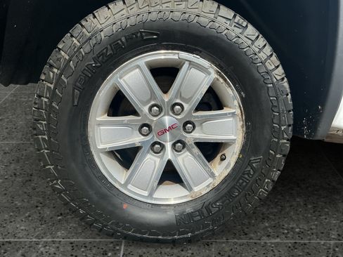 Used 2014 GMC Sierra 1500 SLE w/ SLE Value Package AWD/4WD image 14