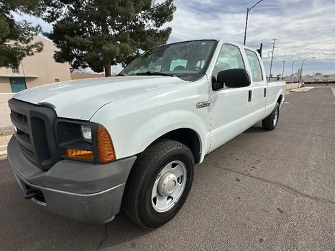 Used 2005 Ford F350 Lariat image 9