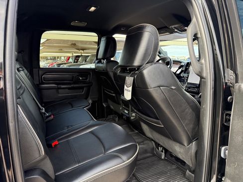 Used 2024 RAM 3500 Limited image 17