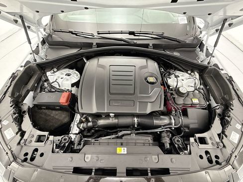 New 2026 Land Rover Range Rover Velar Dynamic SE AWD/4WD image 29