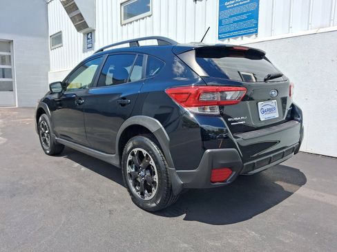 Used 2021 Subaru Crosstrek 2.0i AWD/4WD image 3