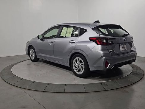 Used 2024 Subaru Impreza 2.0i image 3