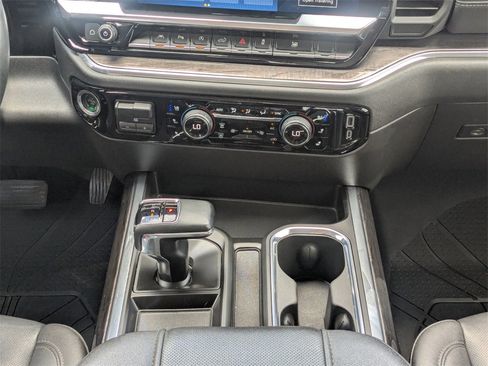 Used 2023 Chevrolet Silverado 1500 LTZ image 20