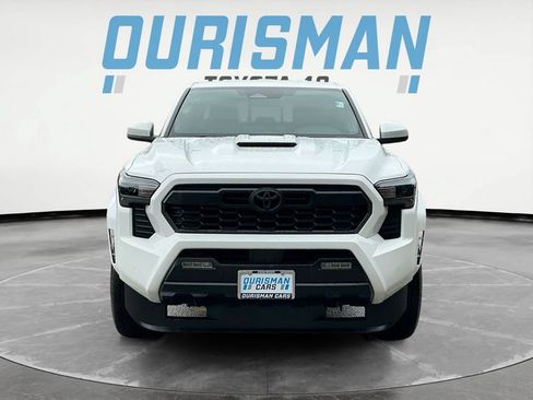 Certified 2024 Toyota Tacoma TRD Sport w/ TRD Sport Upgrade Package AWD/4WD image 2