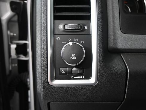 Used 2017 RAM 1500 Big Horn AWD/4WD image 23