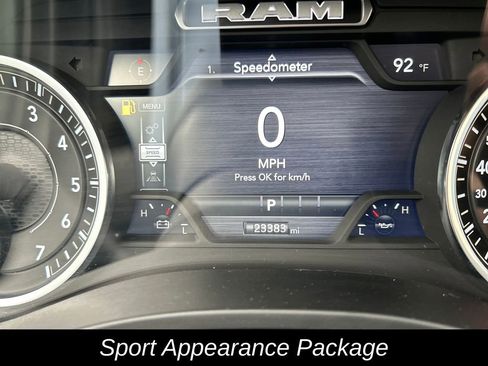 Used 2025 RAM 1500 Big Horn AWD/4WD image 18