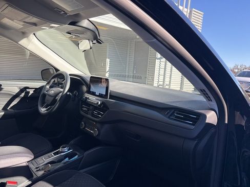 Used 2025 Ford Escape Active image 15