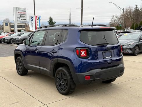 Used 2019 Jeep Renegade Sport image 5