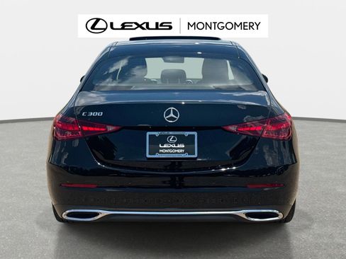 Used 2025 Mercedes-Benz C 300 Sedan image 4