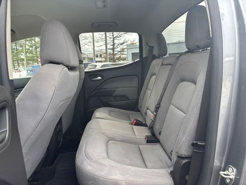 Used 2018 Chevrolet Colorado LT image 16