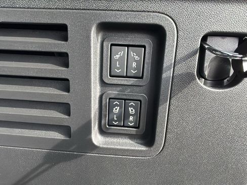 New 2026 Buick Enclave Sport Touring w/ Super Cruise Package image 34