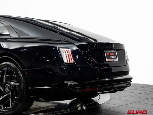 Used 2025 Rolls-Royce Spectre Black Badge image 15