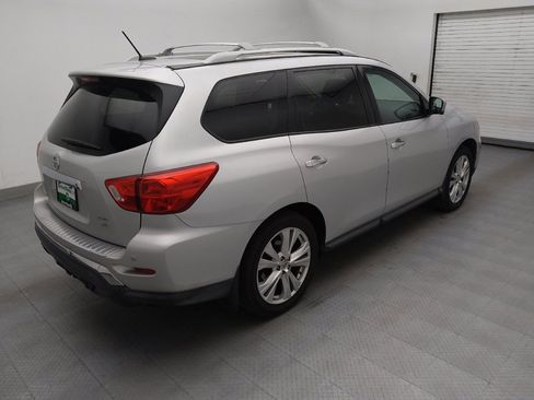 Used 2018 Nissan Pathfinder SL w/ SL Premium Package AWD/4WD image 10
