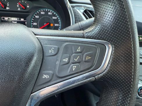 Used 2019 Chevrolet Malibu LT image 13