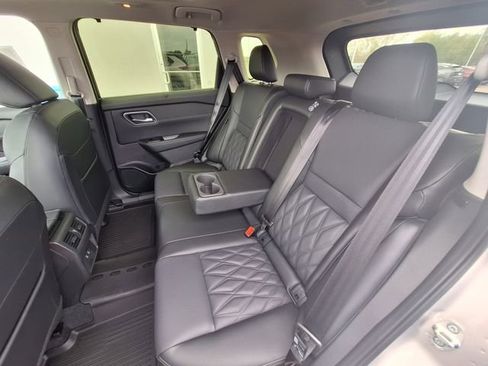 New 2026 Nissan Rogue Platinum AWD/4WD image 22