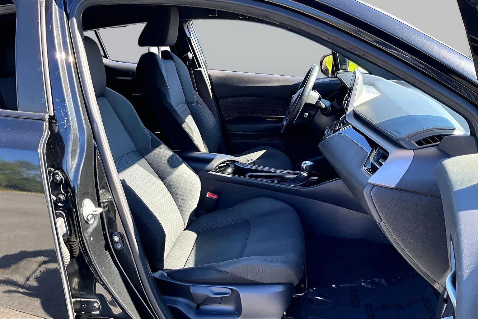 Used 2021 Toyota C-HR Nightshade FWD image 9