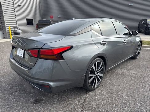 Used 2022 Nissan Altima 2.0 SR image 3