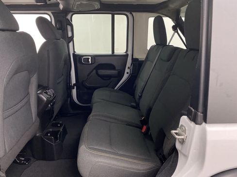 Used 2024 Jeep Wrangler Sport S image 16