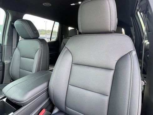 New 2026 Chevrolet Traverse LT FWD image 20