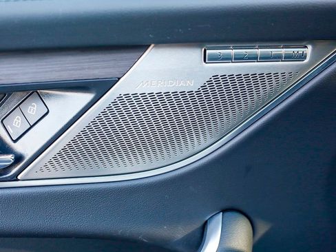 Used 2022 Jaguar F-PACE S image 46