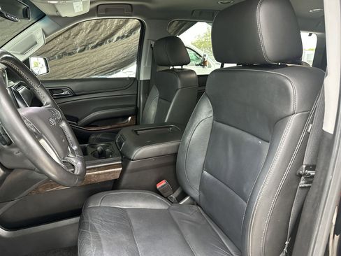 Used 2018 Chevrolet Tahoe LT w/ LT Midnight Edition image 13