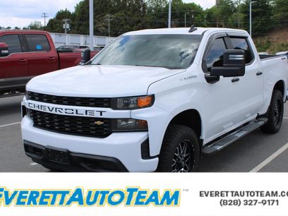 Used 2019 Chevrolet Silverado 1500 Custom w/ Custom Max Trailering Package