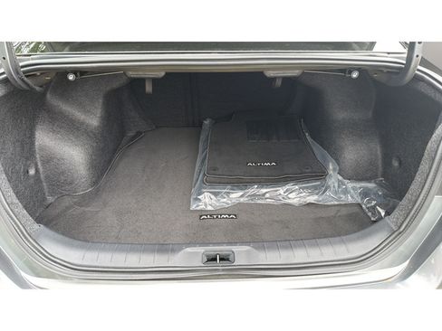 Certified 2025 Nissan Altima 2.5 S FWD image 15