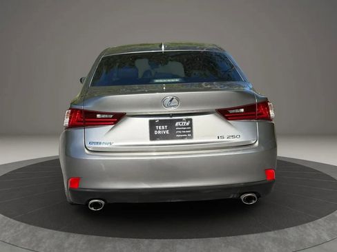 Used 2015 Lexus IS 250 RWD image 5