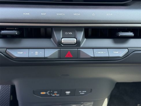 New 2026 Kia EV9 Light image 25