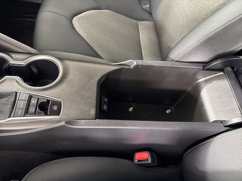 Used 2023 Toyota Camry LE FWD image 41