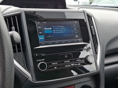 Used 2019 Subaru Impreza 2.0i Premium AWD/4WD image 17