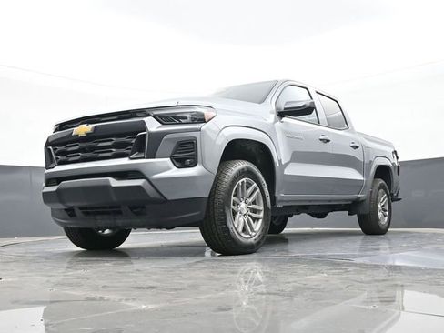 New 2025 Chevrolet Colorado LT w/ LT Convenience Package image 46